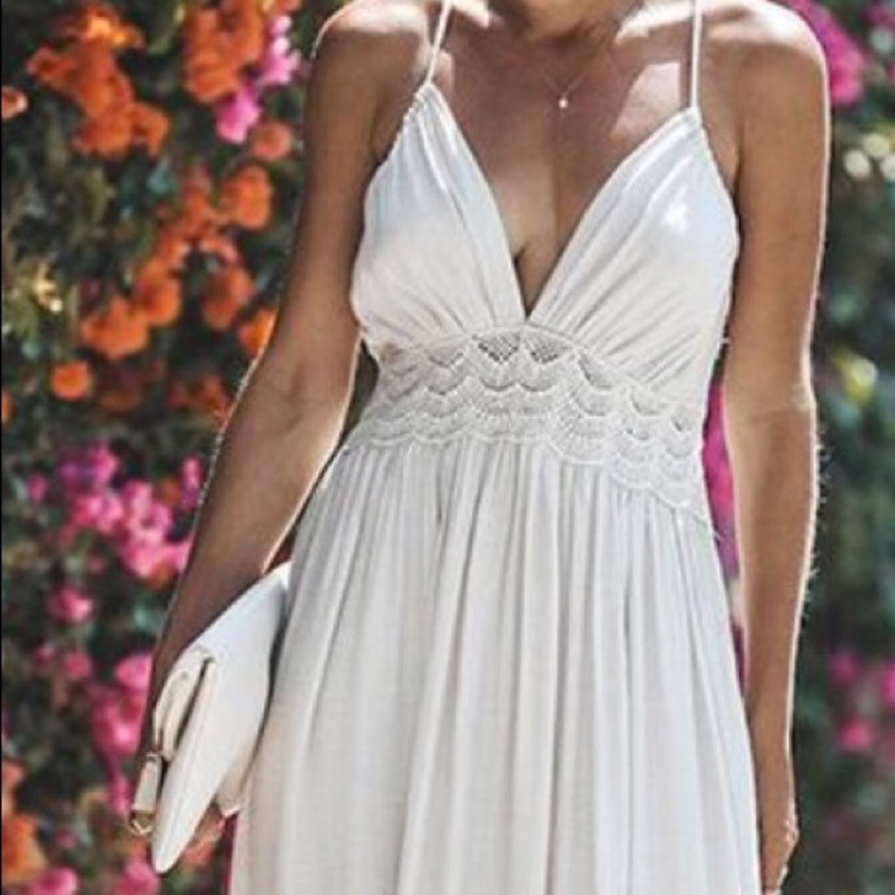 White beach dress